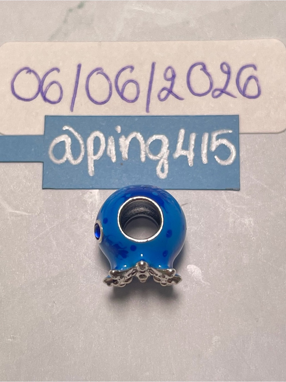 Pandora Ocean Bubbles & Waves Octopus charm - Picture 6 of 14